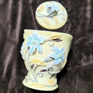 Veratex Lauren Resin Floral Covered Jar